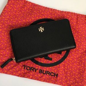 Tory Burch Wallet